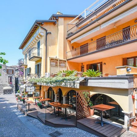 Prestige Apartment Sirmione Eksteriør bilde