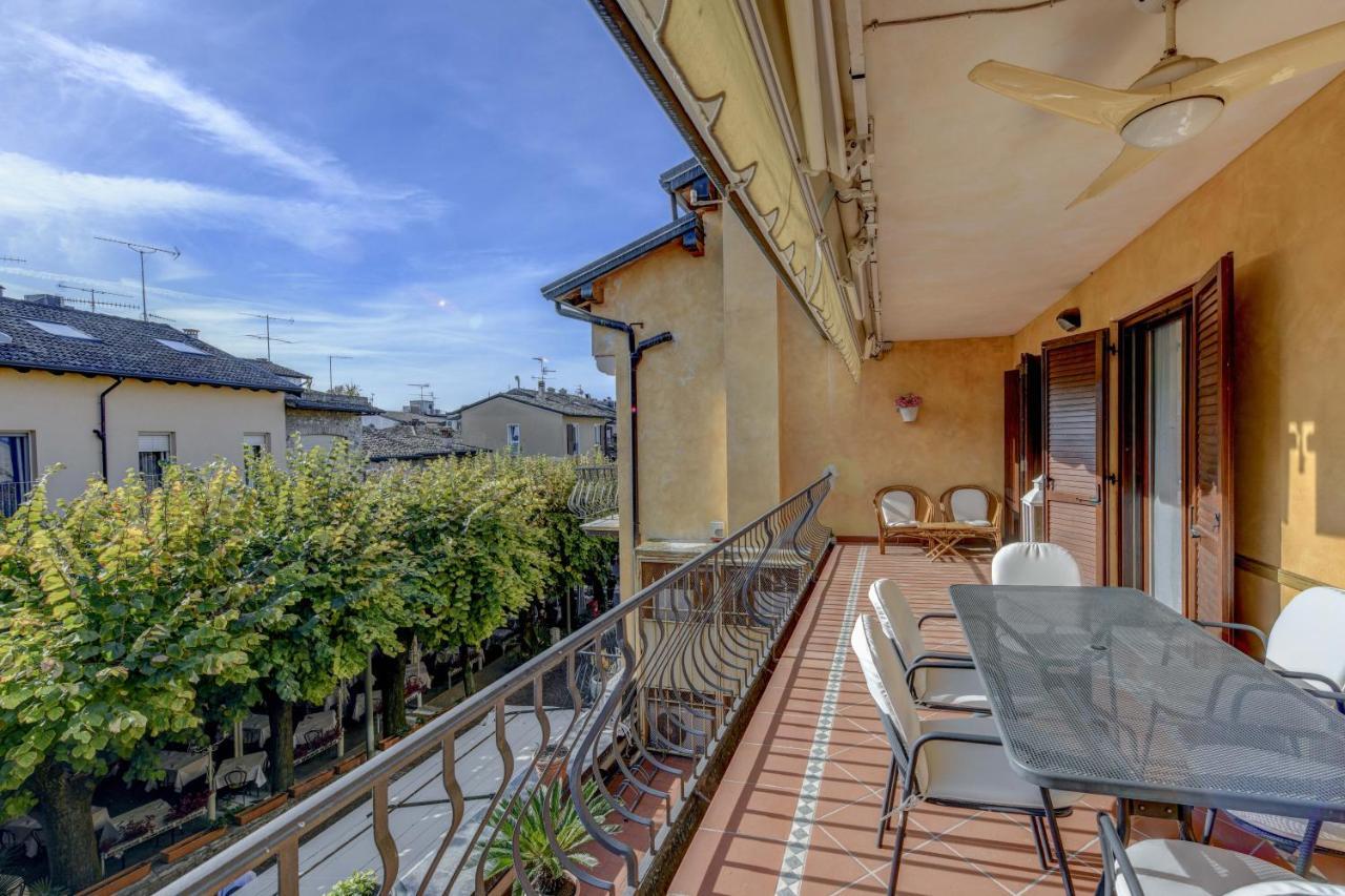 Prestige Apartment Sirmione Eksteriør bilde