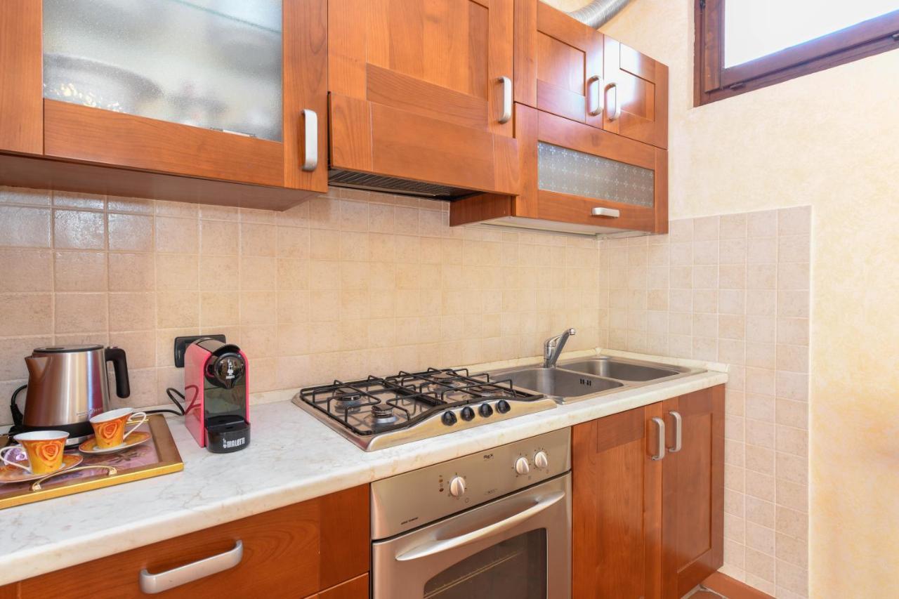 Prestige Apartment Sirmione Eksteriør bilde